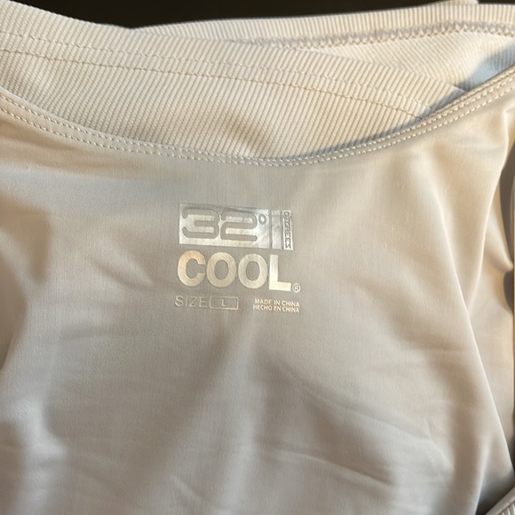 BUNDLE OF 2 - 32 degrees tank tops, with built in bra, grey - Picture 8 of 8